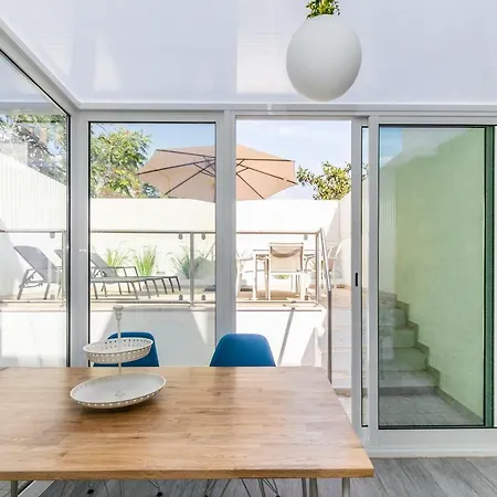 Benfica Private & Terrace Apartment *